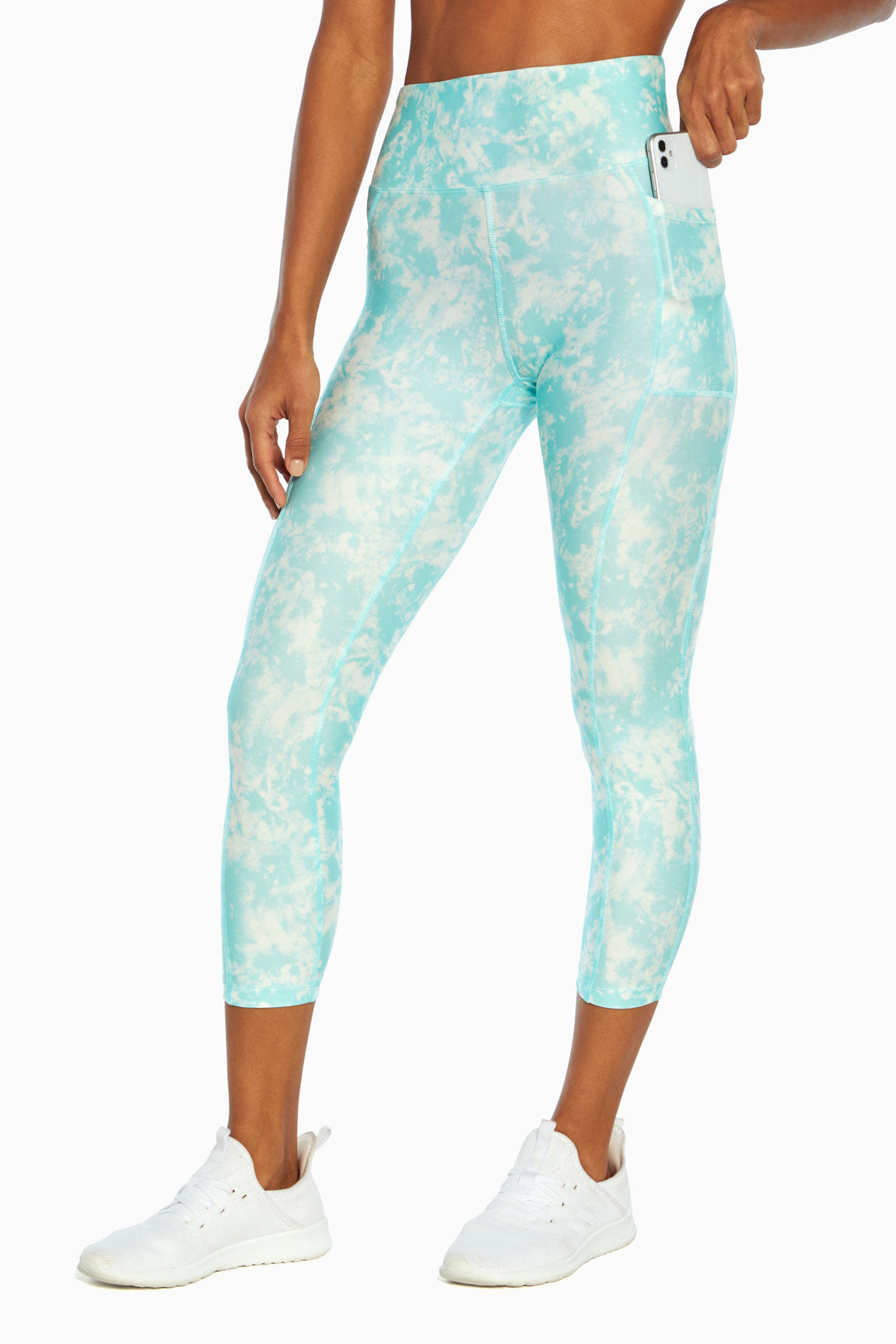 TIE DYE CLOUDS ANGEL BLUE